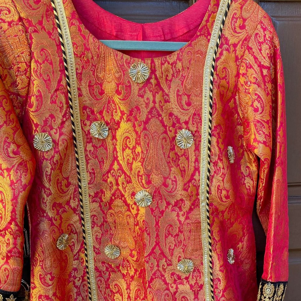 Pink and Gold Banarsi Jamawar Gota Pakistani Kurta Top